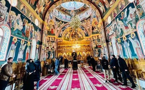 Deținuți în vizită la Mănăstirea „Sfântul Ștefan cel Mare” - Movila lui Burcel