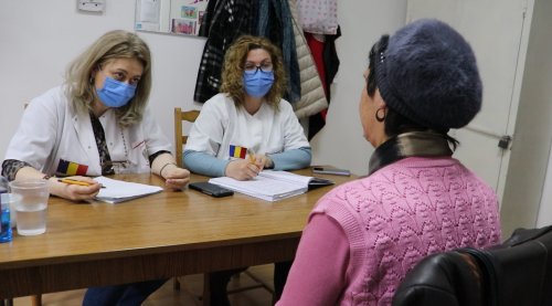 Consultații medicale gratuite pentru 160 de persoane din Brătășanca, Prahova