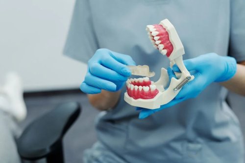 Importanța periajului dentar corect