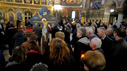 Sibienii s-au rugat în Joia Mare la Catedrala Mitropolitană