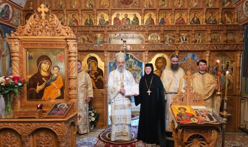 Slujire la hramul Mănăstirii „Sfântul Mare Mucenic Gheorghe” de la Țeț, Alba