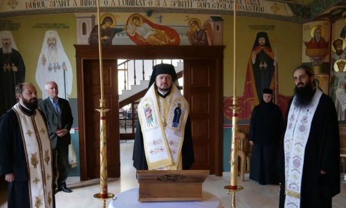 Binecuvântarea Sfântului Irodion de la Lainici pentru o parohie din Basarabia