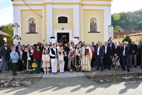 Sfințire de biserică și conferințe preoțești în Eparhia Banatului Montan