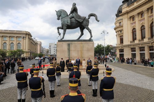Ziua Regalității sărbătorită cu onoruri militare în Capitală