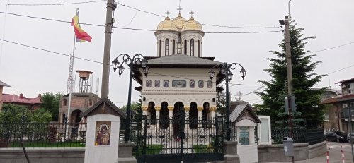 Duminică va fi sfințită Biserica „Maica Precistă” din Ploiești