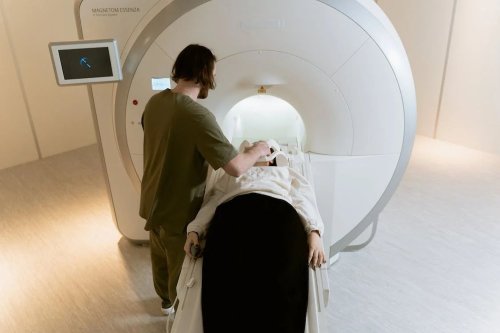 Acces simplificat la tomografii PET-CT