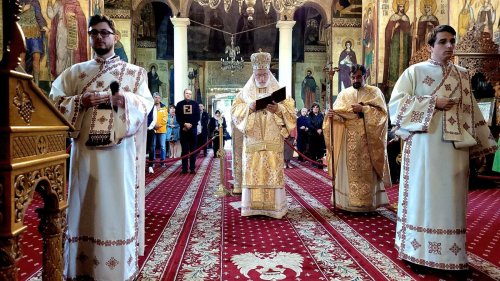 Binecuvântare la Mănăstirea Negru Vodă din judeţul Argeş