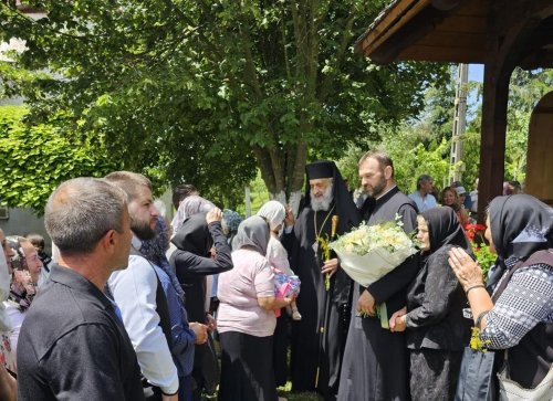 Liturghie arhierească la la Mănăstirea „Sfântul Ioan Botezătorul” din Alba Iulia