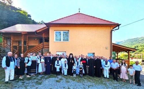 Binecuvântare arhierească în Parohia Feneș, județul Alba