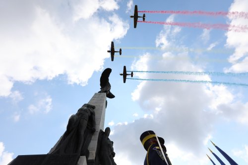 Demonstrație aeriană de Ziua Aviației