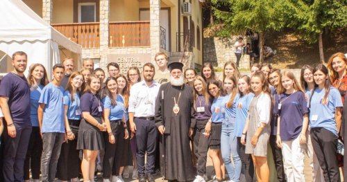 550 de participanți la a doua ediție a Întâlnirii Tinerilor Ortodocși din Bacău
