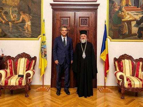 Ambasadorul Republicii Cipru a vizitat Centrul eparhial din Buzău