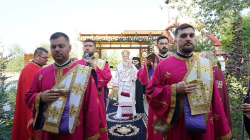 Ultima mare sărbătoare din anul bisericesc la Mănăstirea Radu Negru