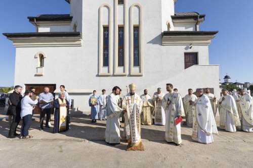 A fost sfințită capela Parohiei „Sfântul Ilie”-Ghencea