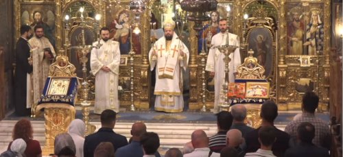 Duminica premergătoare Înălțării Sfintei Cruci la Catedrala Patriarhală