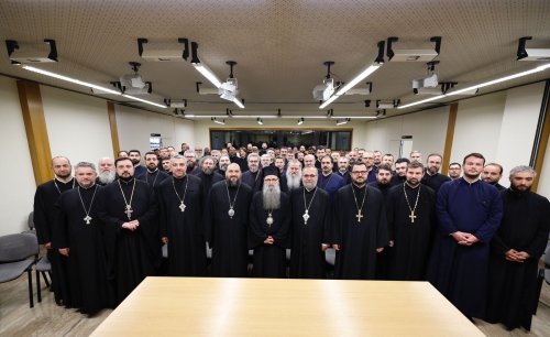 Cursuri pentru obținerea gradelor profesionale pentru clericii din diaspora europeană