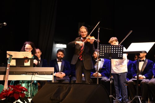 Concert de colinde la Casa de Cultură din Caransebeș