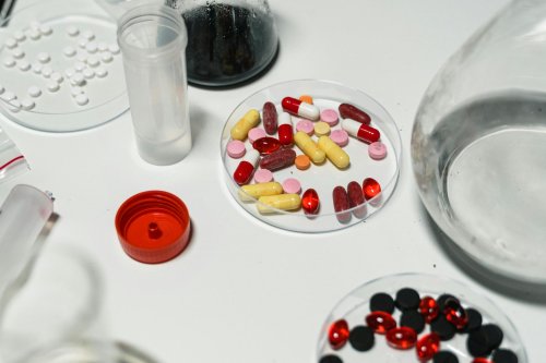 Reguli noi pentru cumpărarea antibioticelor