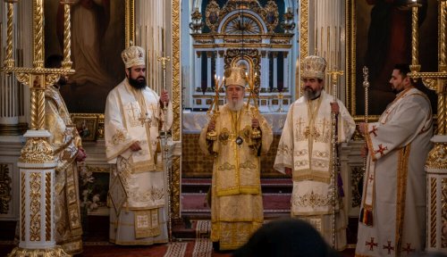 Trei arhierei la sărbătoarea școlilor de teologie din Arad