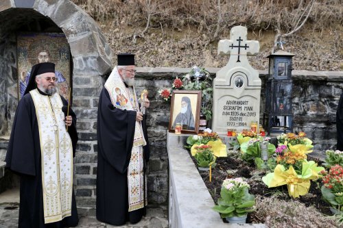Arhimandritul Serafim Man a fost pomenit la Mănăstirea Rohia, la 11 ani de la trecerea la Domnul