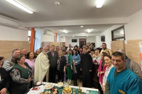 Rugăciune și daruri pentru beneficiarii unui centru din Tutova