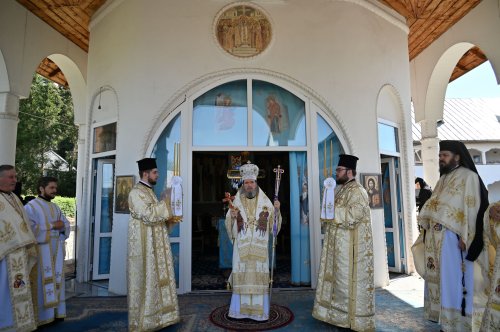 Hramul Mănăstirii „Sfânta Cruce” din Oradea