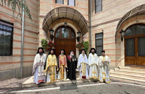 Binecuvântare arhierească la Mănăstirea Radu Vodă din Bucureşti