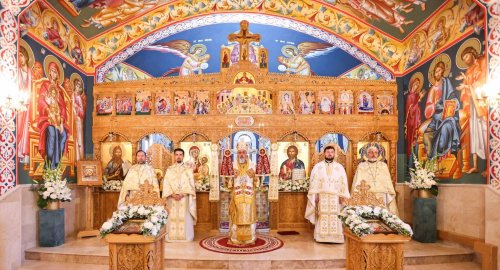 Sfințirea picturii noii biserici a Parohiei Broșteni din Buzău