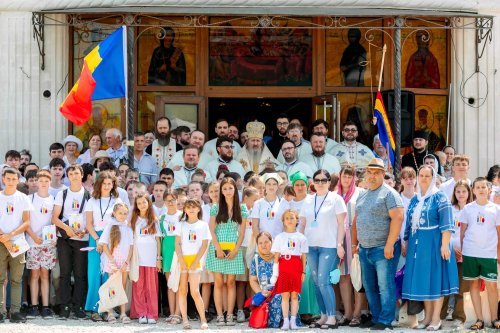 Peste 200 de tineri ortodocși români s‑au întâlnit la Orhei