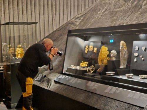 Peste 600 de piese dacice din metale preţioase la Muzeul Drents