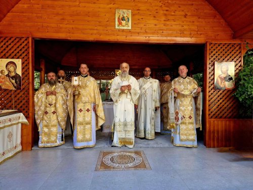 Liturghie arhierească la hramul Mănăstirii Albac