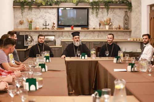 Activități cu tinerii în Arhiepiscopia Buzăului și Vrancei