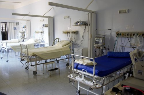 România, peste media UE la numărul de paturi de spital