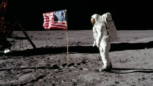 55 de ani de la primul pas pe Lună
