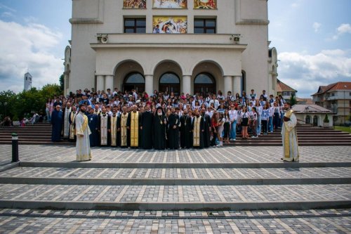 Întâlnire a tinerilor ortodocși la Onești