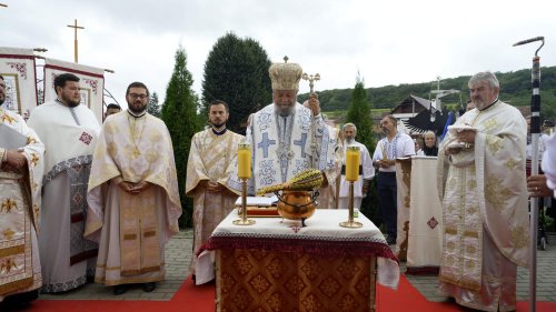 Biserica din Brădeni, județul Sibiu, a fost târnosită