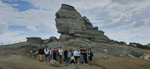 Copii din Moldova și Ucraina în tabără la Mănăstirea Caraiman