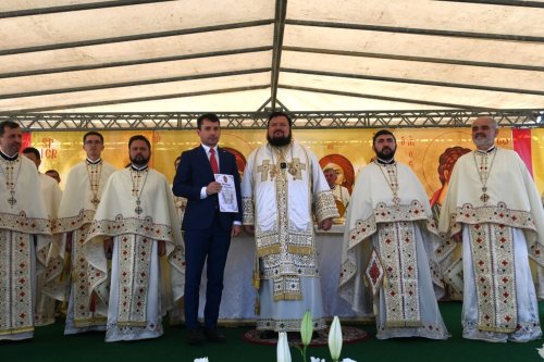 Resfințirea bisericii din Parohia Surduc, Episcopia Sălajului