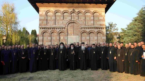 Final de cursuri clericale în Mitropolia Olteniei