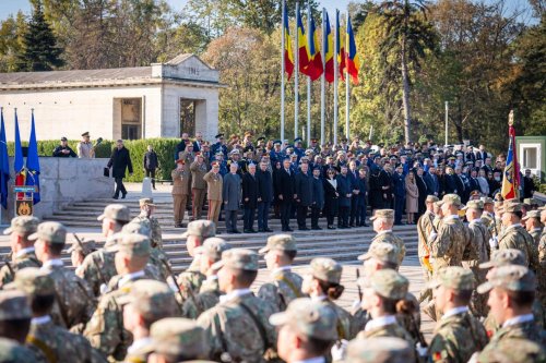 Ziua Armatei Române sărbătorită în Parcul Carol I din București