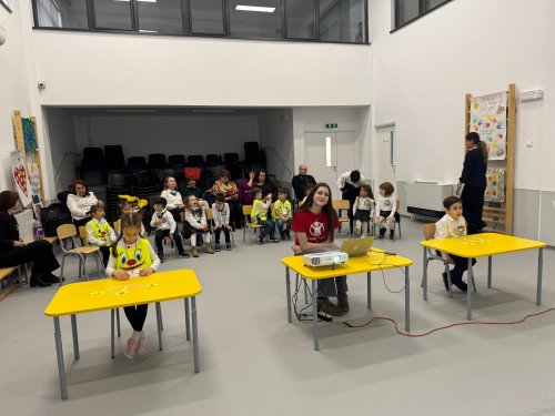 Proiectul de educație civică „Împreună putem schimba lumea”