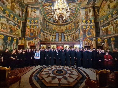 Colinde, cântări corale, bizantine şi tradiţionale româneşti la Facultatea de Teologie Ortodoxă clujeană