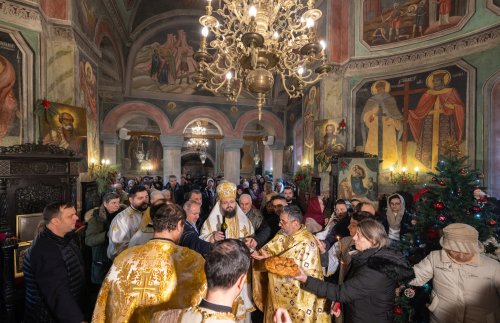 Slujire arhierească la Parohia Udricani din București