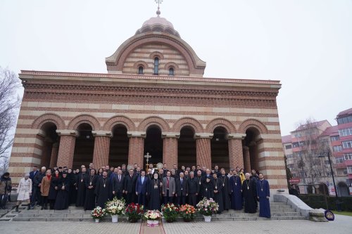 Aniversarea unui sfert de veac de arhipăstorire a Înaltpreasfințitului Părinte Nifon la Târgoviște