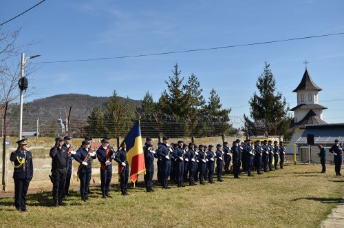 Sfințire de troițe în orașul Târgu Ocna