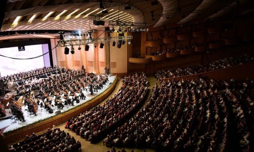 Orchestra Philharmonia din Londra va concerta la Bucureşti