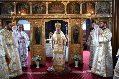 Slujire arhierească la biserica Parohiei Picleu, Protopopiatul Marghita