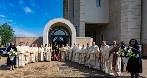 Slujbă arhierească la Catedrala „Înălțarea Domnului” din Bacău