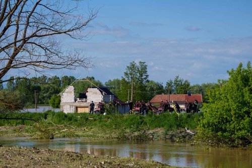 Acțiuni pe mai multe planuri în zonele afectate de inundații