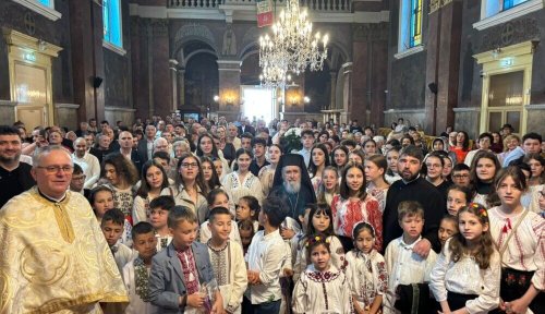 Ziua Copilului marcată prin generozitate și cântare la Arad